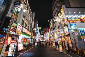 投稿についてもっと詳しく 第79話 インベスターズノベルズ『キャンパストレーダー隆輝編⑤ 東京の街を縦横無尽･･敵はどこだ！？』